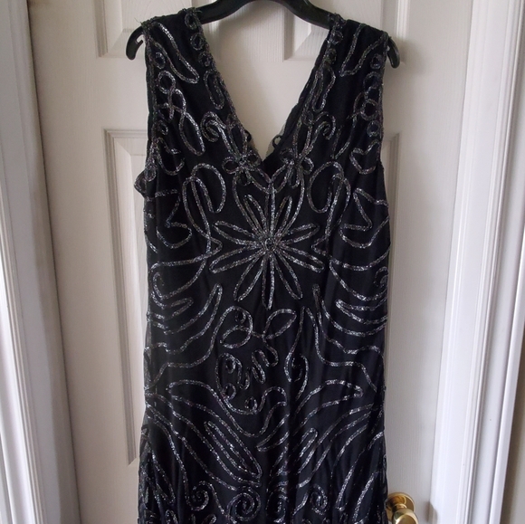 Holiday  Formal Dress Black and  Silver - Picture 2 of 2
